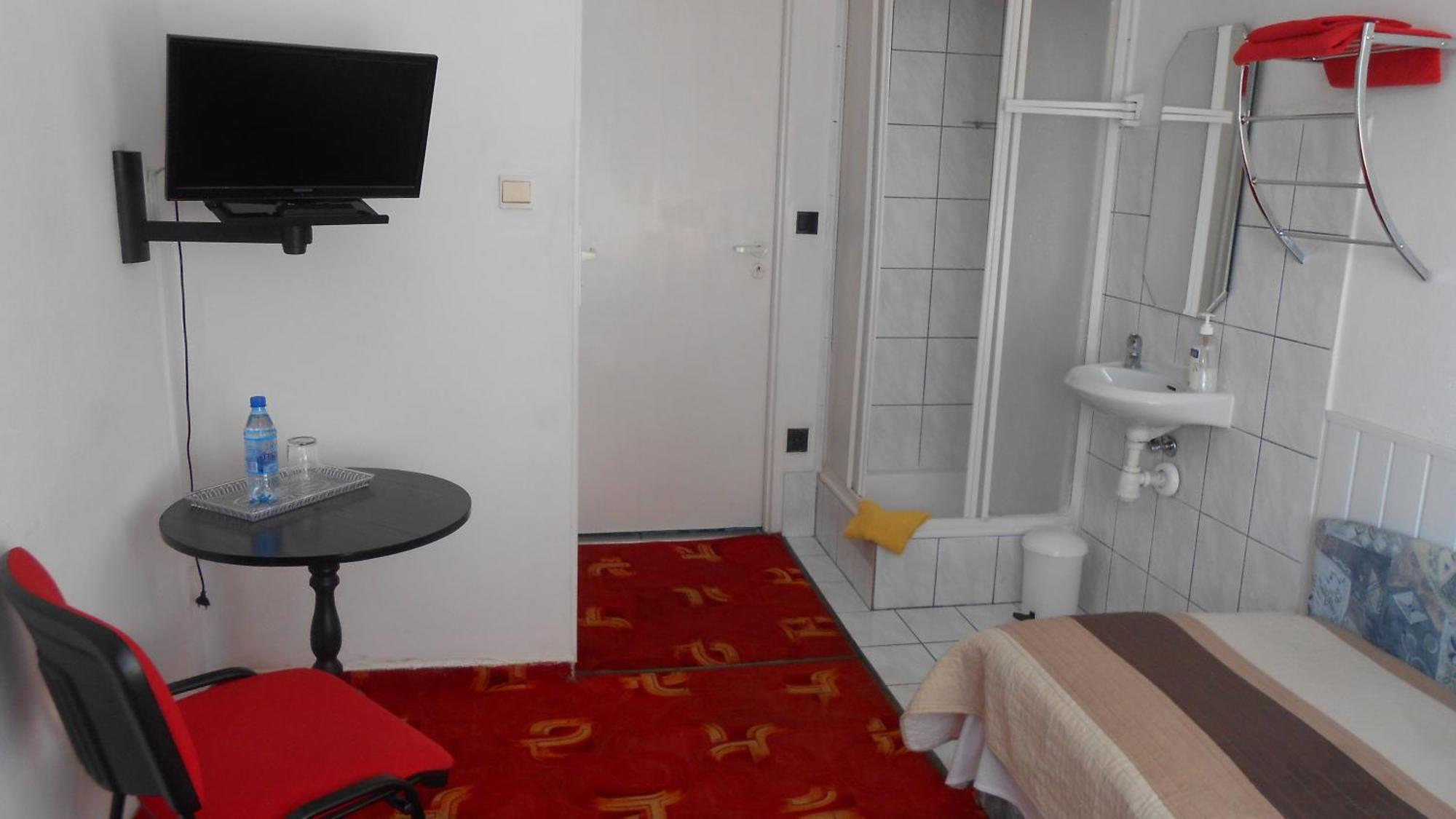 Hotel Leon Biała Podlaska Kamer foto
