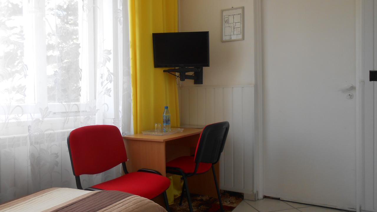 Hotel Leon Biała Podlaska Buitenkant foto