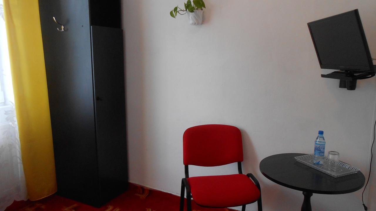 Hotel Leon Biała Podlaska Kamer foto